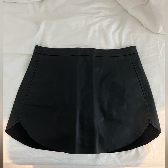 Showpo Mint vanilla faux leather skirt black - Picture 2 of 4